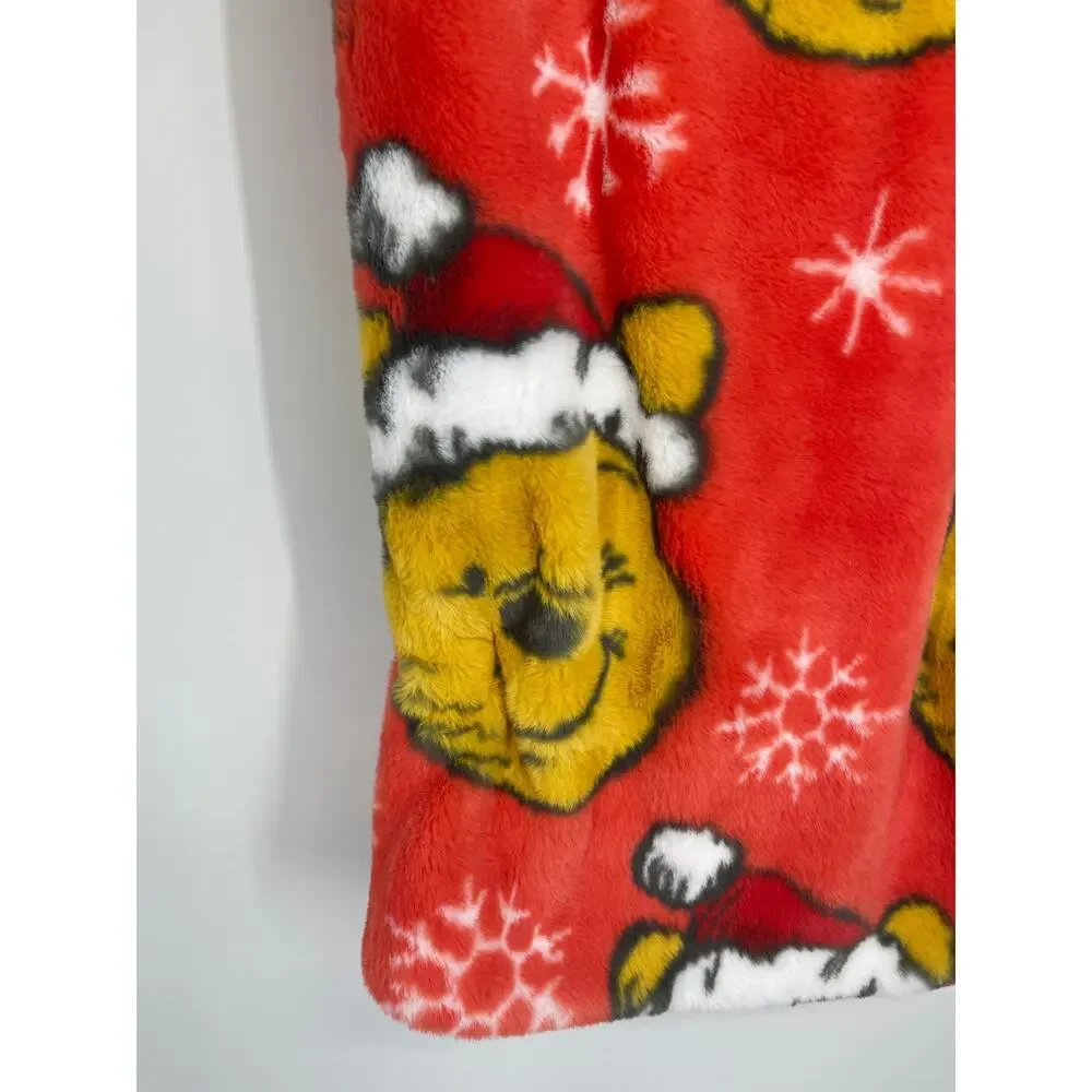 Disney cozy up